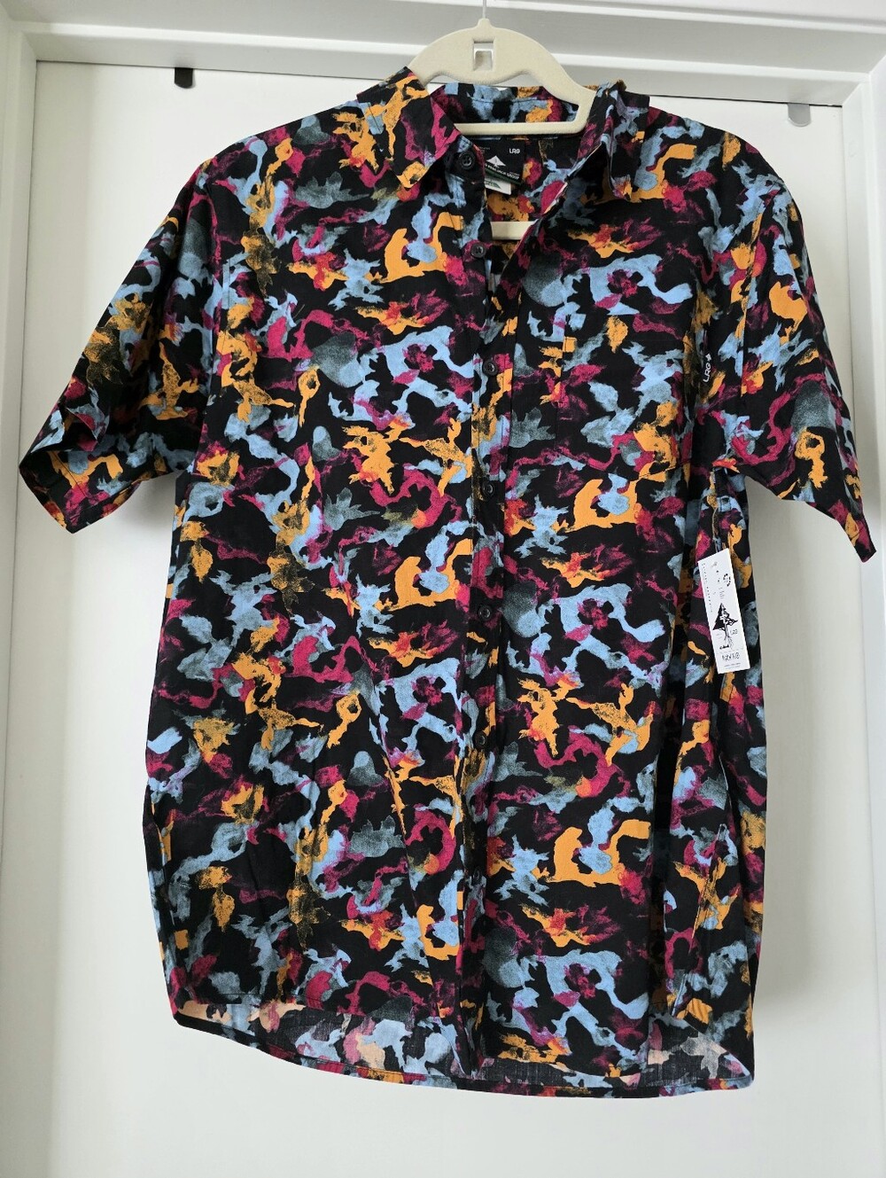 NEW LRG Lifted Research Group Men S Abstract Bright Button Up Short Sleeve Shirt